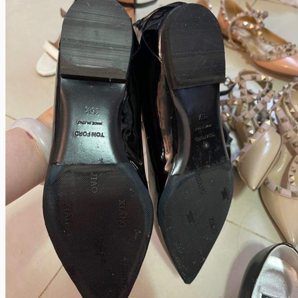 Authentic Tom Ford Flat Pumps - Picture 2 of 3